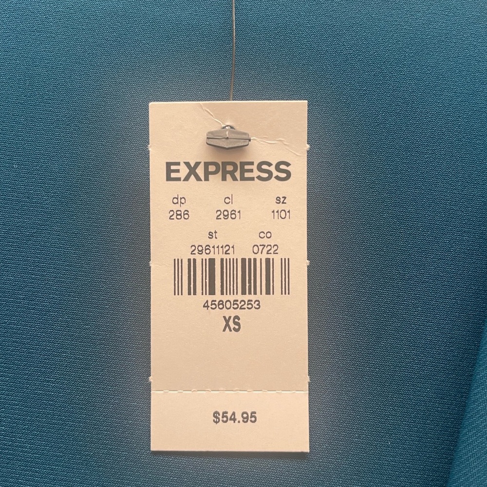 Express Blouse - Picture 2 of 2